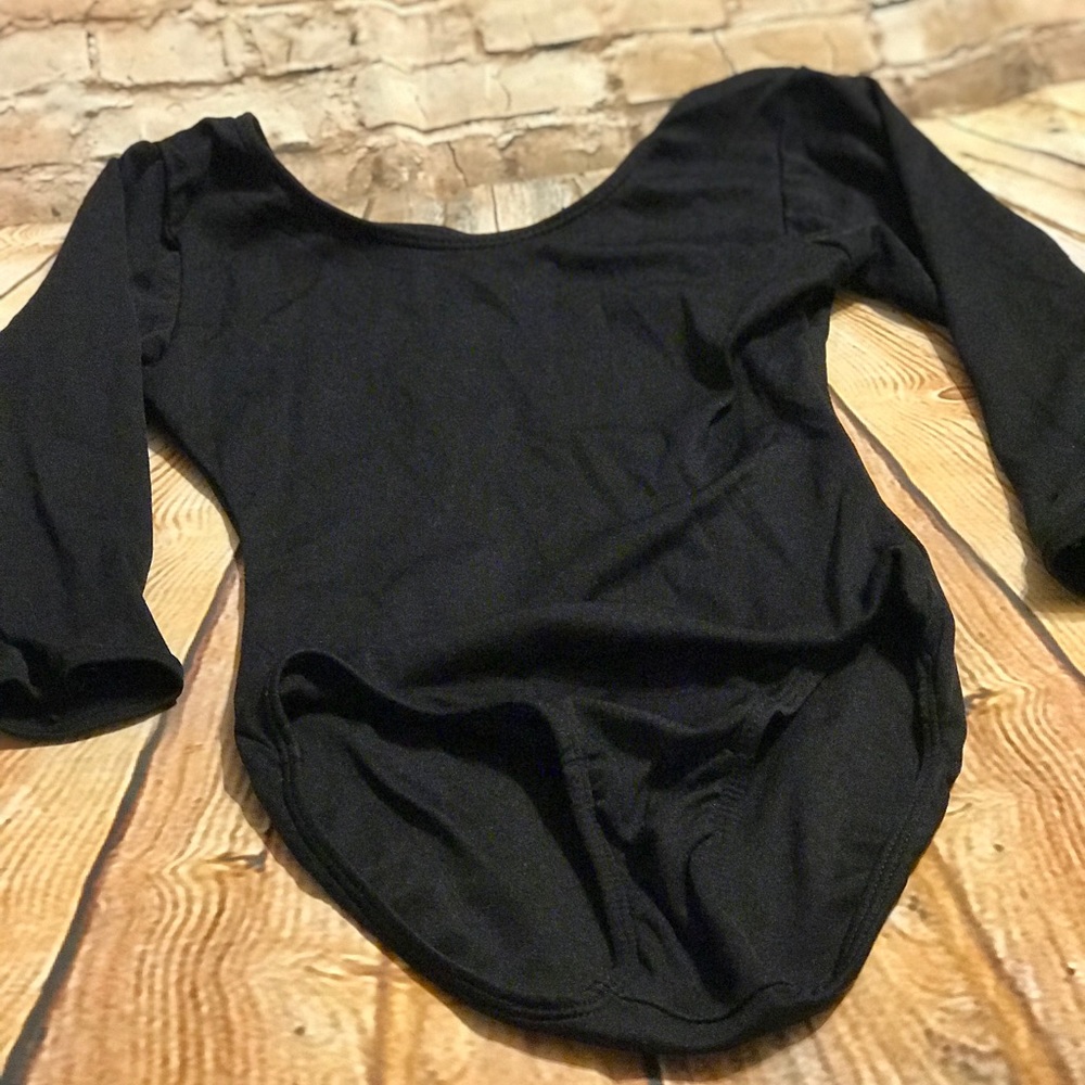 Girls black leotard for dance or gymnastics 🖤 4/5